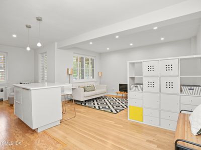 52 Lafayette Pl APT 1F, Greenwich, CT, 06830