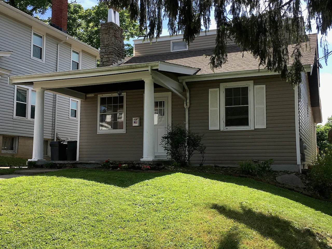 139 Harvard Pl photo 1