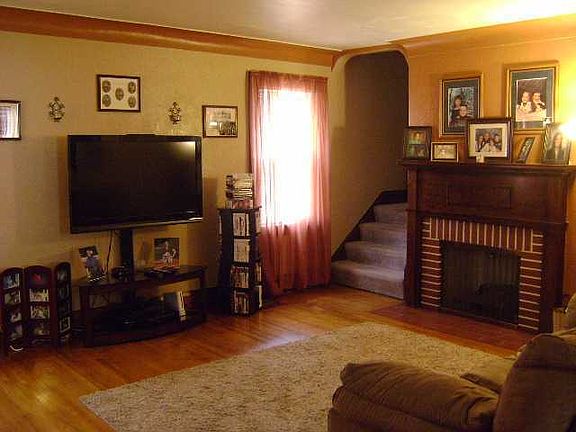 2nd image of 4357 Westway St