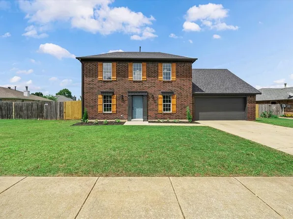605 NW 18th St, Moore, OK 73160