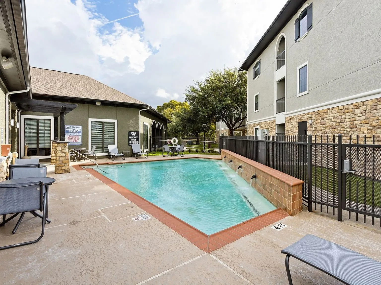 The Life at Sterling Woods — Photo 2