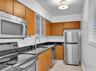 680 NE 64th St APT A516, Miami, FL 33138