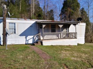 11316 Derricks Creek Rd, Charleston, WV 25320