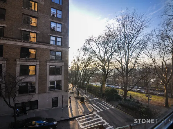 290 Riverside Drive image 11 of 16