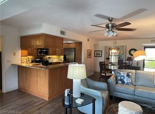 5765 Trailwinds Dr APT 114, Fort Myers, FL 33907