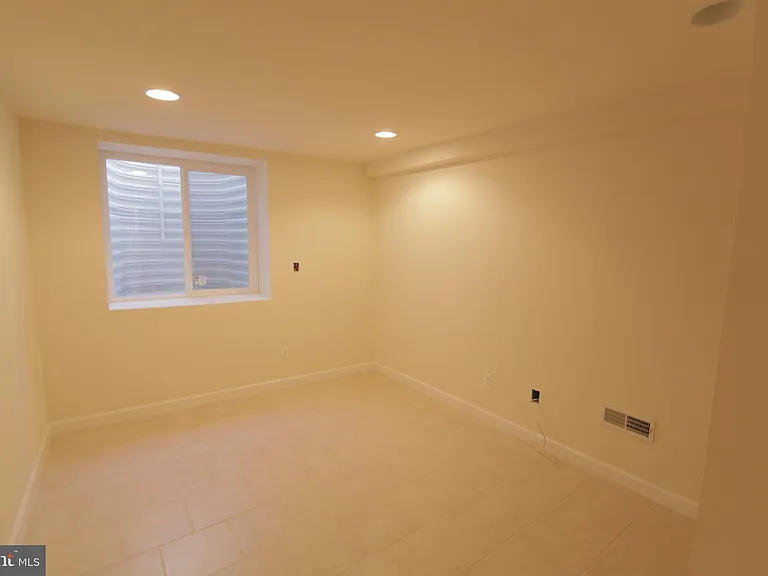 1852 N Willington St #1 — Photo 1
