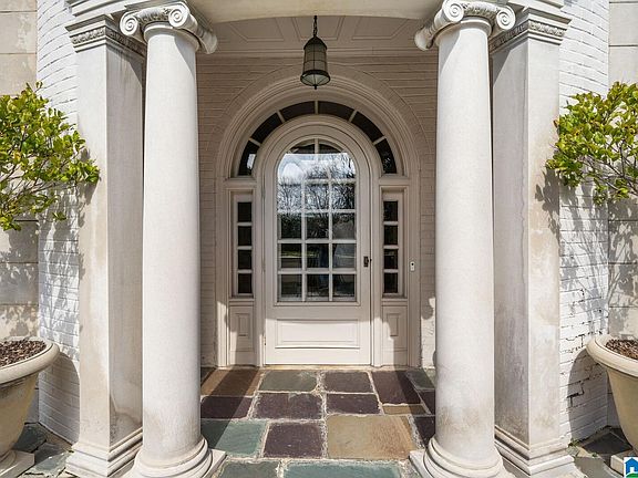 4th image of 2 Rockledge Rd