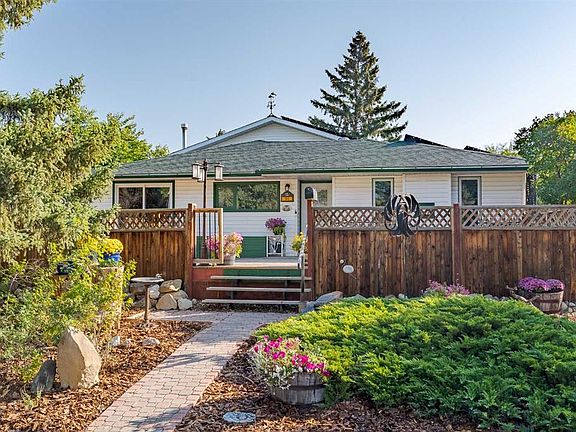 2nd image of 64 SW Foxwell Rd SE