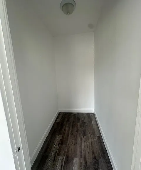 Second bedroom - Closet