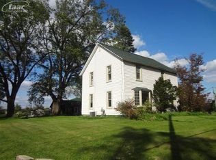 342 Clyde Rd, Highland, MI 48357