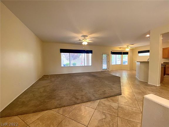 3rd image of 3022 Seaford Peak Dr