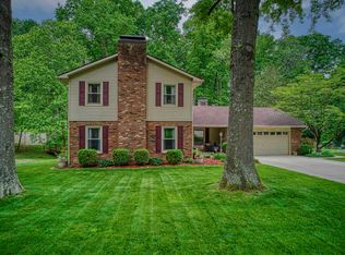 107 Stoney Brooke Dr, Bellefonte, KY 41101