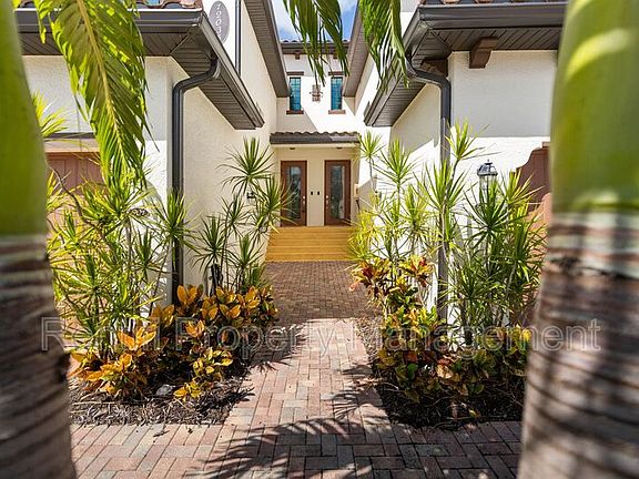 5th image of 12035 Hawthorn Lake Dr #201