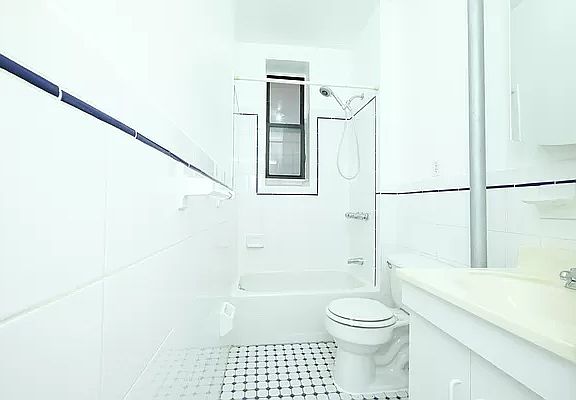 5th image of 2509 Adam Clayton Powell Jr Blvd APT 20