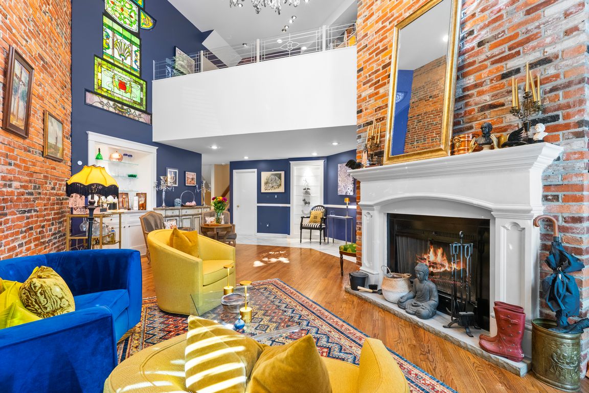 next background image