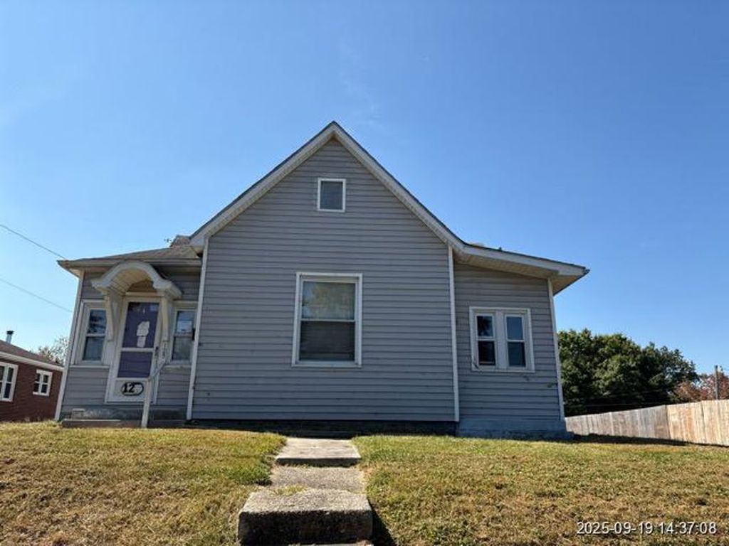 Real estate listing image