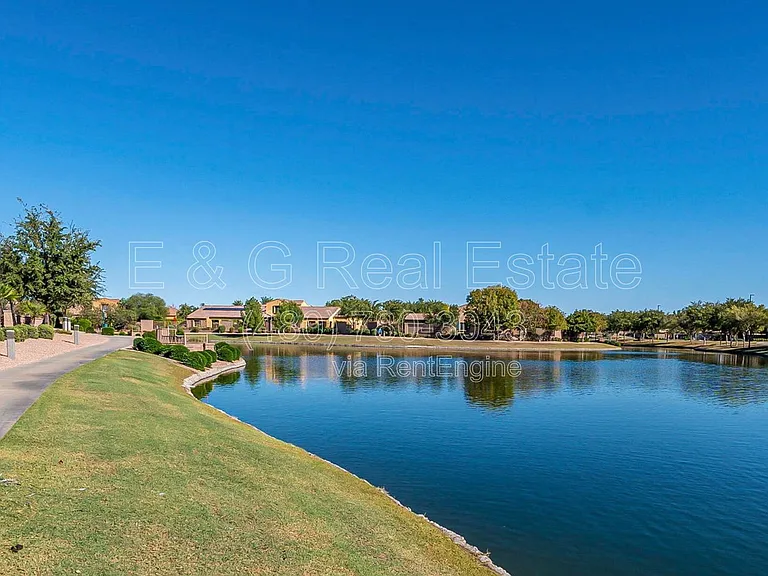 622 W San Carlos Way — Photo 34