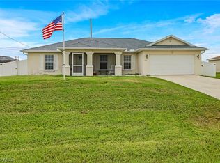 210 NE 24th Ter, Cape Coral, FL 33909