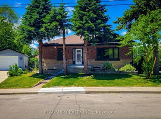 292 Glenholme Ave, Hamilton, ON L8K3M3
