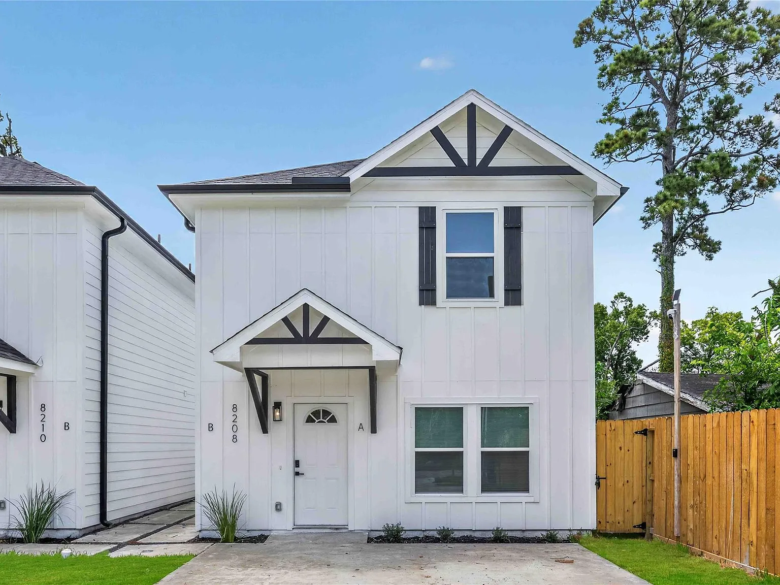 3 bed, 2.5 bath, 1236 sqft, $1,800 — Photo 1