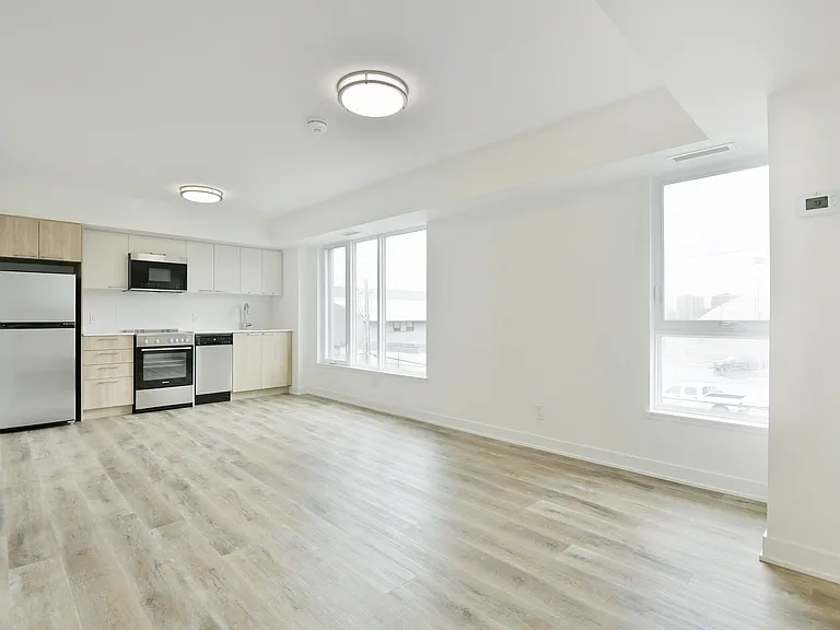 19 Robinson Ave — Photo 22