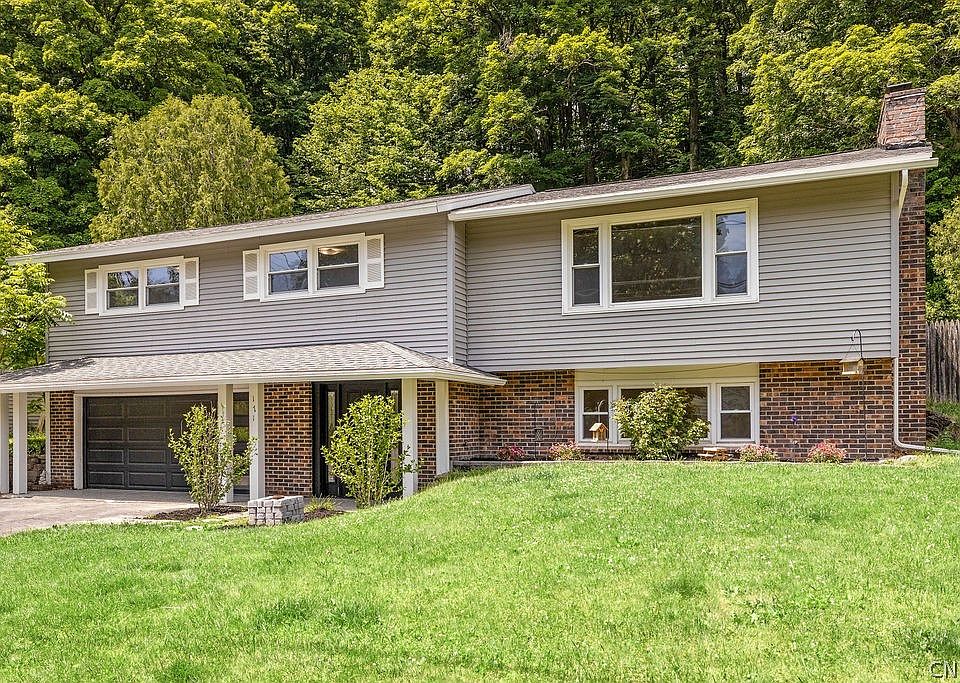 1st image of 171 Brookside Ln