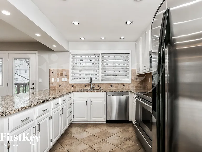 15520 Golden Ridge Ct — Photo 6