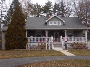 446 W Maple St, Lombard, IL 60148