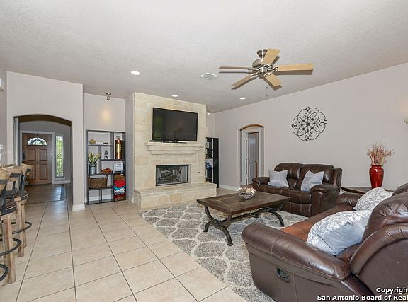 2nd image of 202 River Mountain Dr