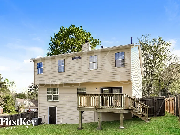 1717 Bertram Ln SW — Photo 18