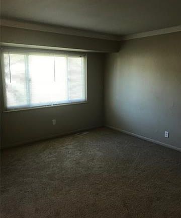 5th image of 31505 Kathryn St