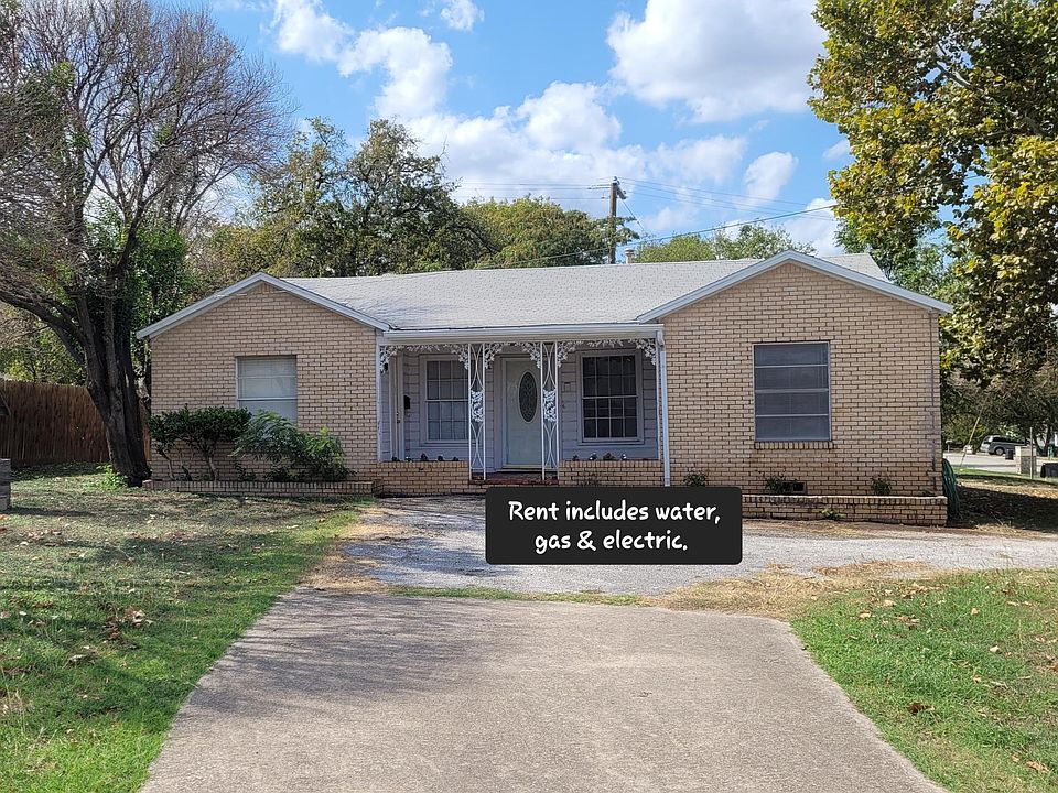 700 Meadow Park Dr, White Settlement, TX 76108 Zillow