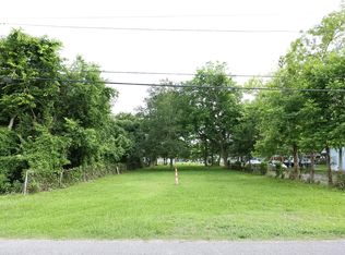 695 Shell St, Beaumont, TX 77705