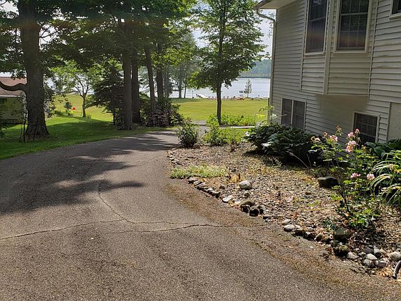 3rd image of 2500 121st Ave