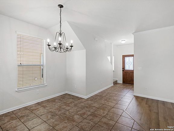 5th image of 413 AUBURN PARK