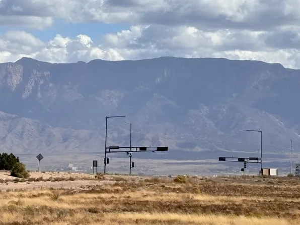 Unit 26 Volcano Clfs NW #26-lot 3, Albuquerque, NM 87120