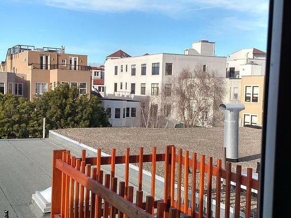 Bedroom view of dck