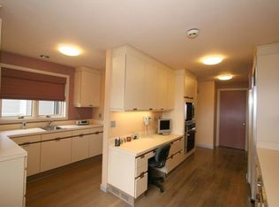 8450 SW Mapleridge Dr, Portland, OR 97225