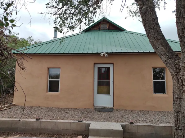 605 S Spruce St, Magdalena, NM 87825