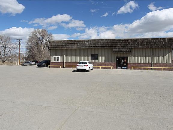 3rd image of 1515 Big Horn Ave