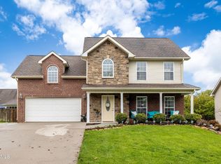 1218 Elsborn Ridge Rd, Maryville, TN 37801