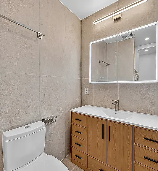 207 8th Ave #2R — Photo 6