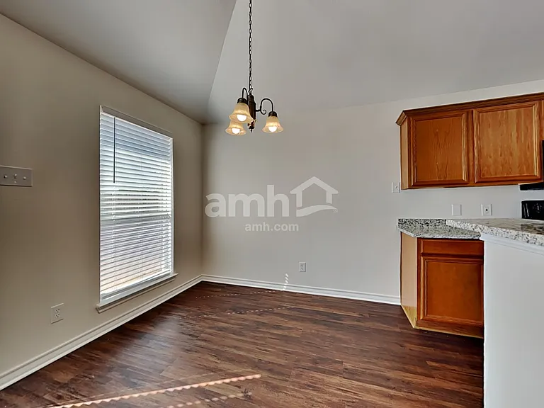 908 Mesa Vista Dr — Photo 5