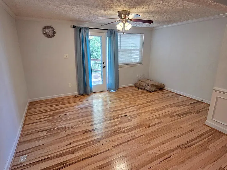 8332 Rocky Forge Ct — Photo 4