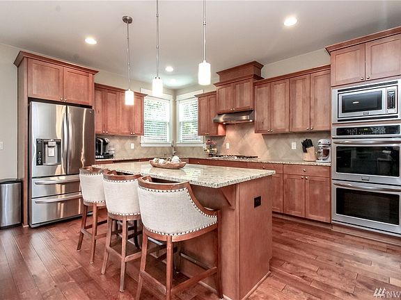 5th image of 5404 67th St NW