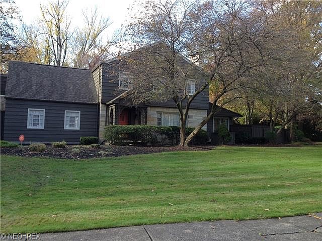 1st image of 241 Overlook Dr NE
