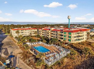214 Butler Ave #204, Tybee Island, GA 31328
