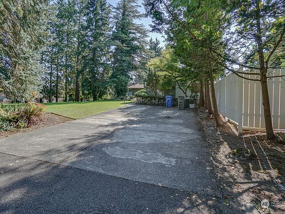 2nd image of 115 NE 72nd Circle