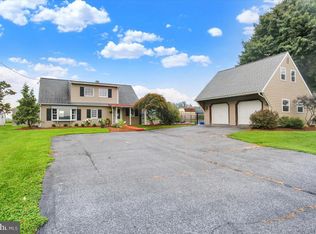 512 E Rosebud Rd, Myerstown, PA 17067