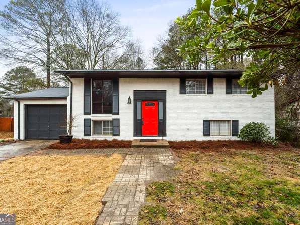 1441 Pineglen Dr, Riverdale, GA 30296